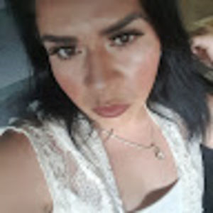 Meet your Posher, Violeta